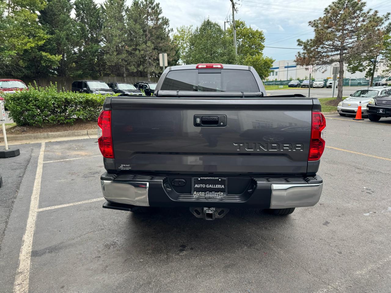 Toyota Tundra SR5 5.7L V8 Double Cab 4WD 2014