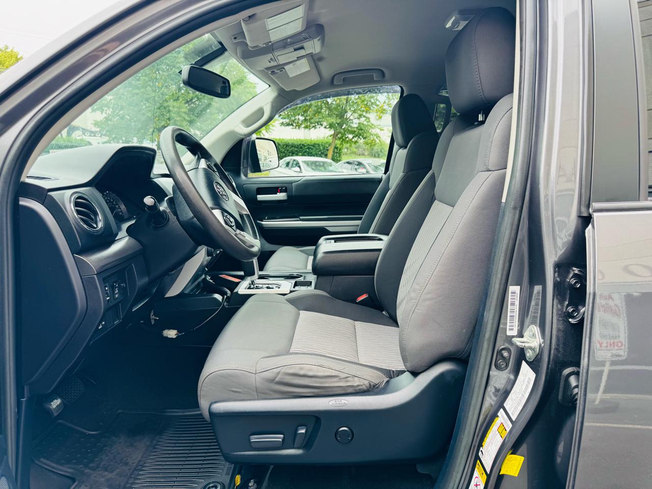 Toyota Tundra SR5 5.7L V8 Double Cab 4WD 2014