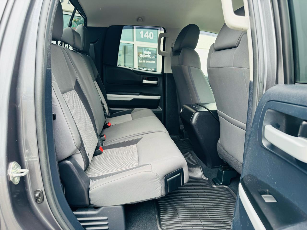 Toyota Tundra SR5 5.7L V8 Double Cab 4WD 2014