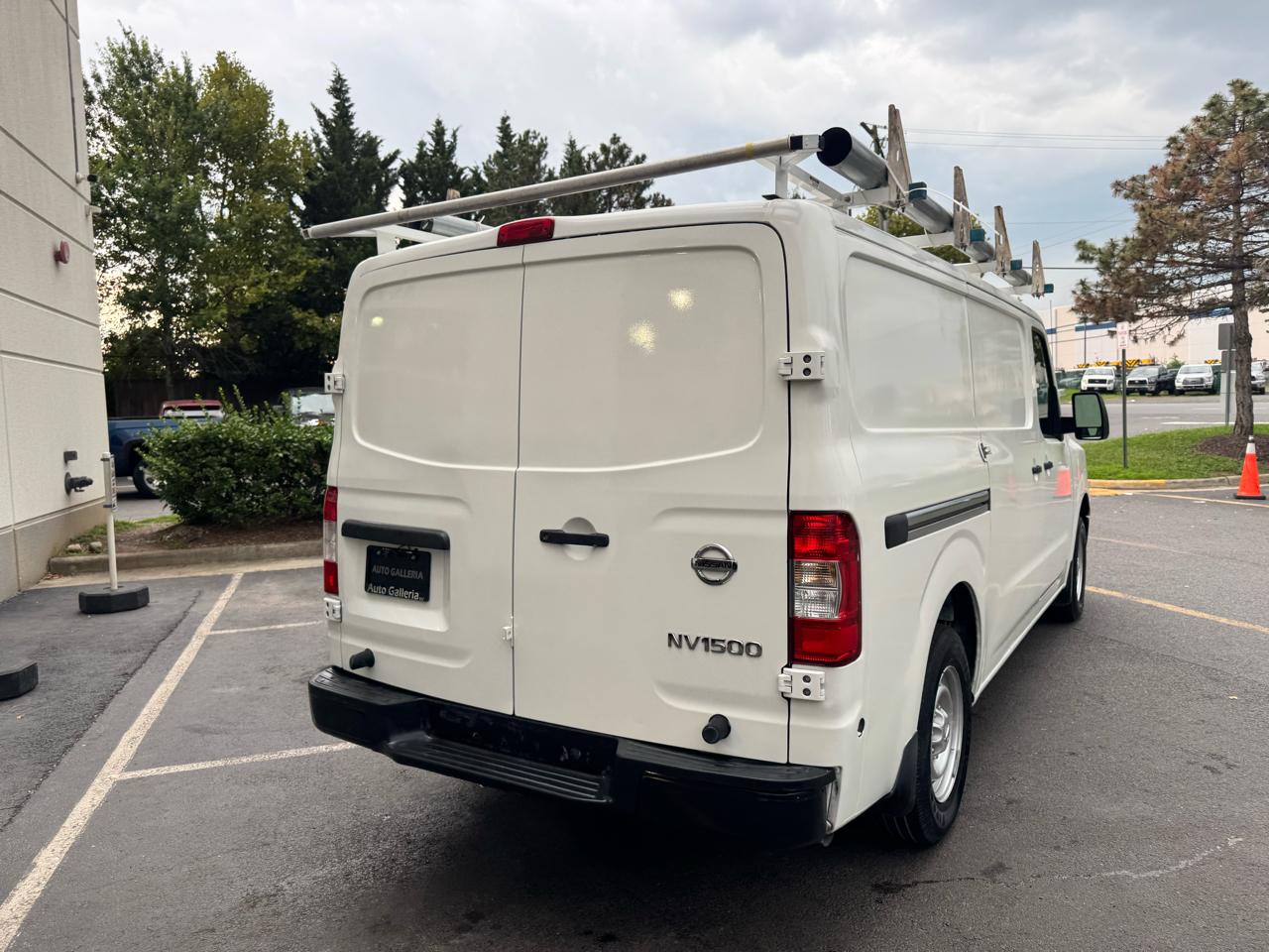 Nissan NV Cargo 1500 SV 2017