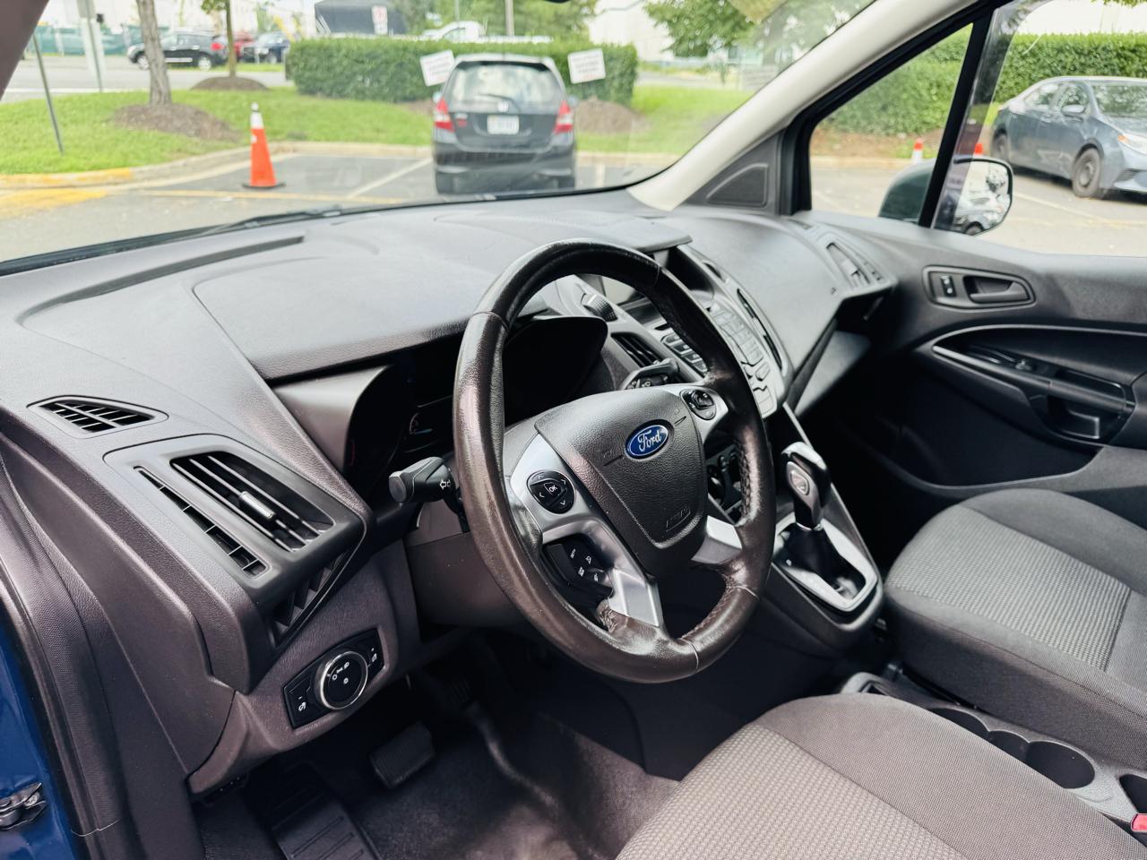 Ford Transit Connect Cargo Van XL LWB w/Rear 180 Degree Door 2018