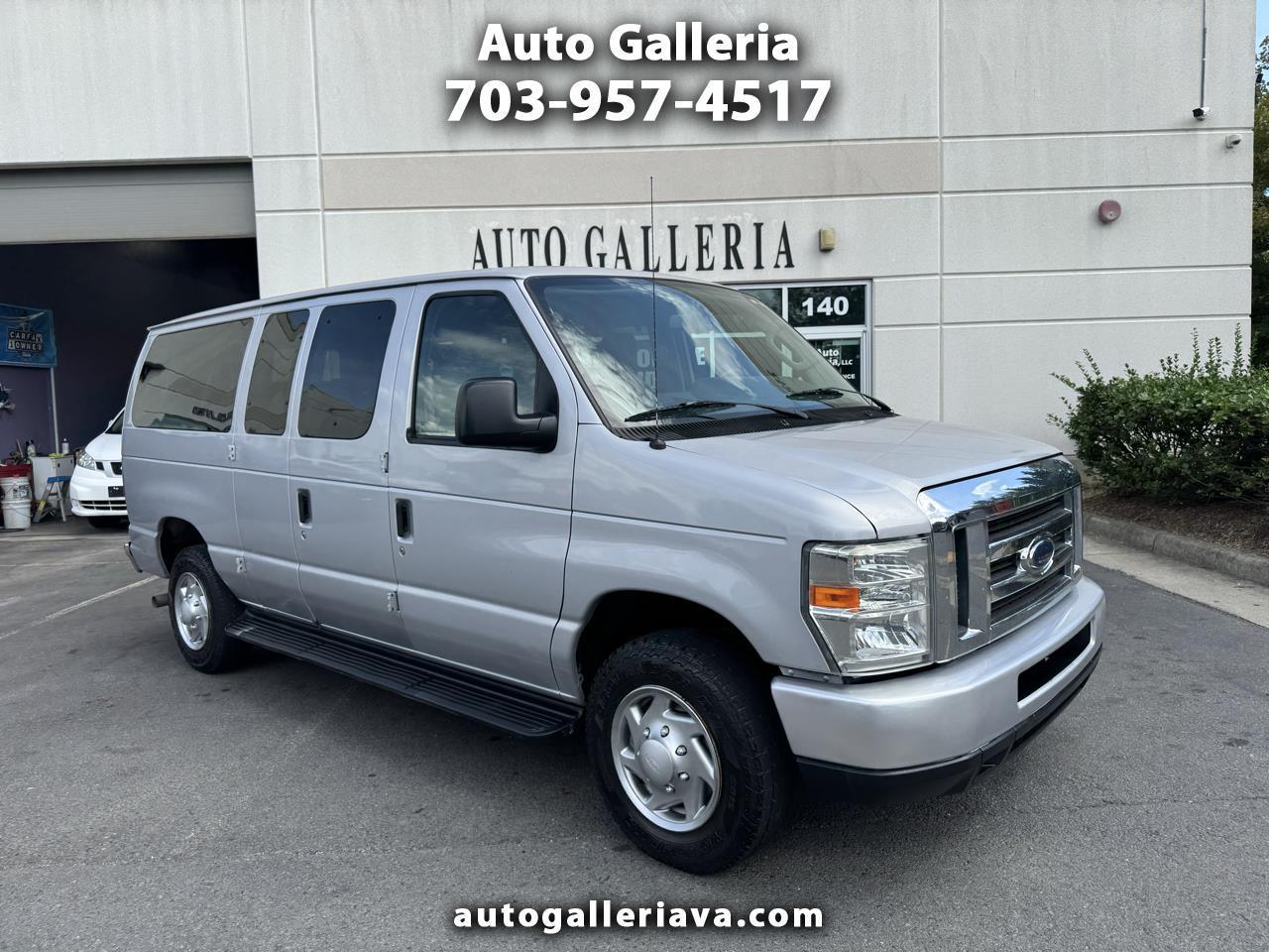 Ford Econoline E-350 XL Super Duty 2013