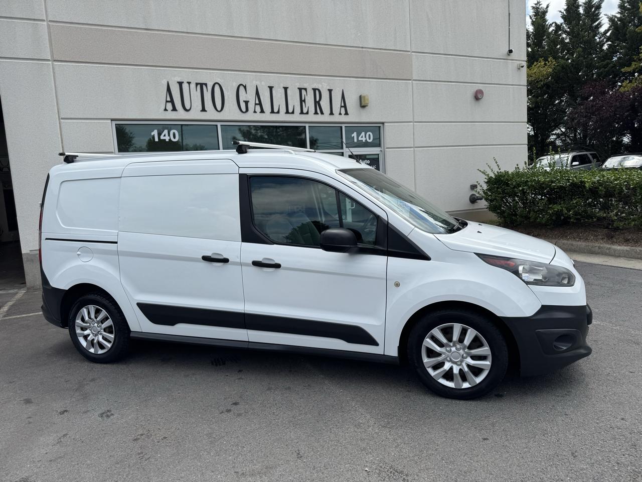 Ford Transit Connect Cargo Van XL LWB w/Rear 180 Degree Door 2017