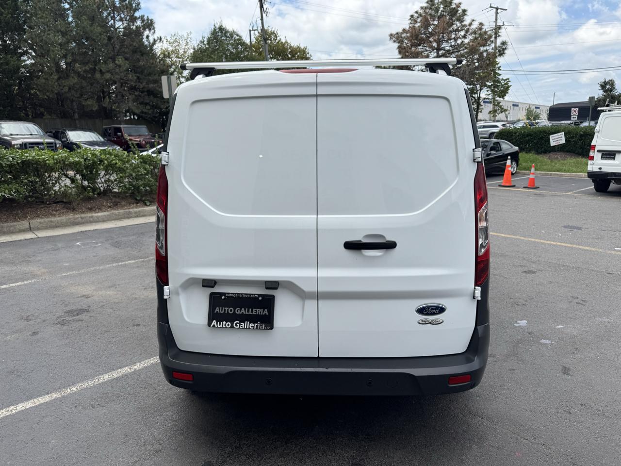 Ford Transit Connect Cargo Van XL LWB w/Rear 180 Degree Door 2017