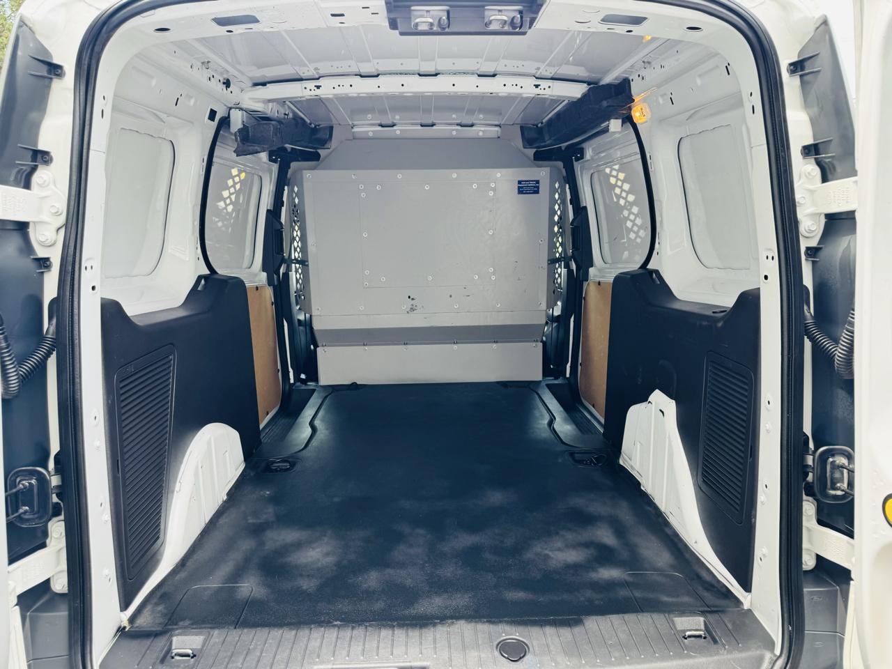 Ford Transit Connect Cargo Van XL LWB w/Rear 180 Degree Door 2017