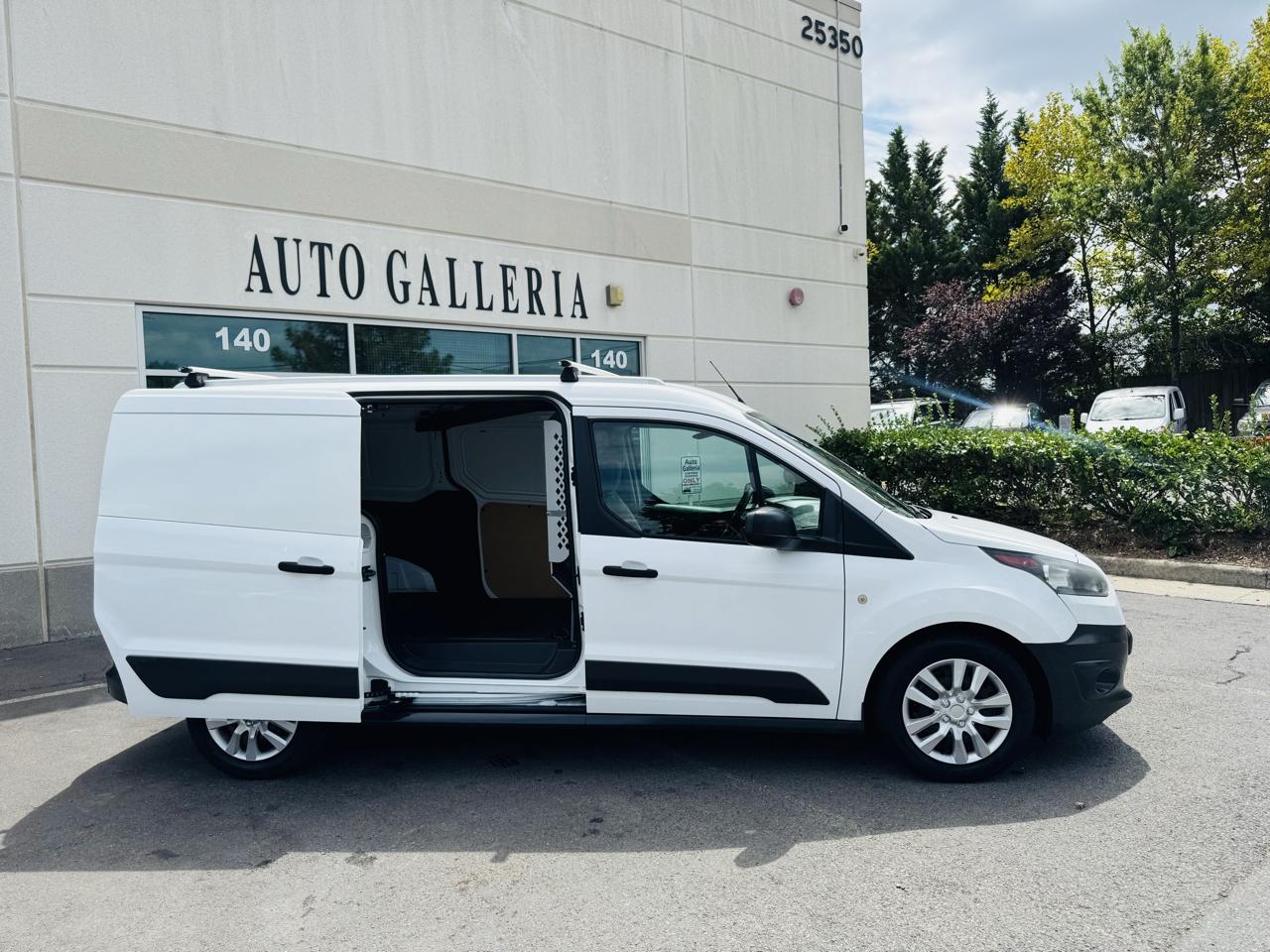 Ford Transit Connect Cargo Van XL LWB w/Rear 180 Degree Door 2017