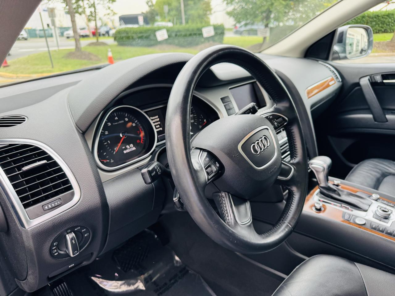 Audi Q7 3.0T Premium Plus quattro 2015