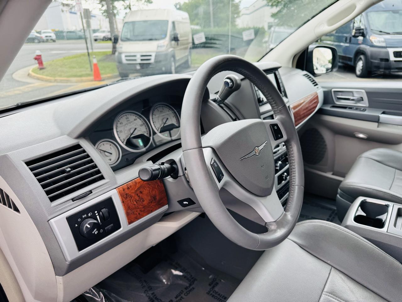 Chrysler Town & Country Touring 2008