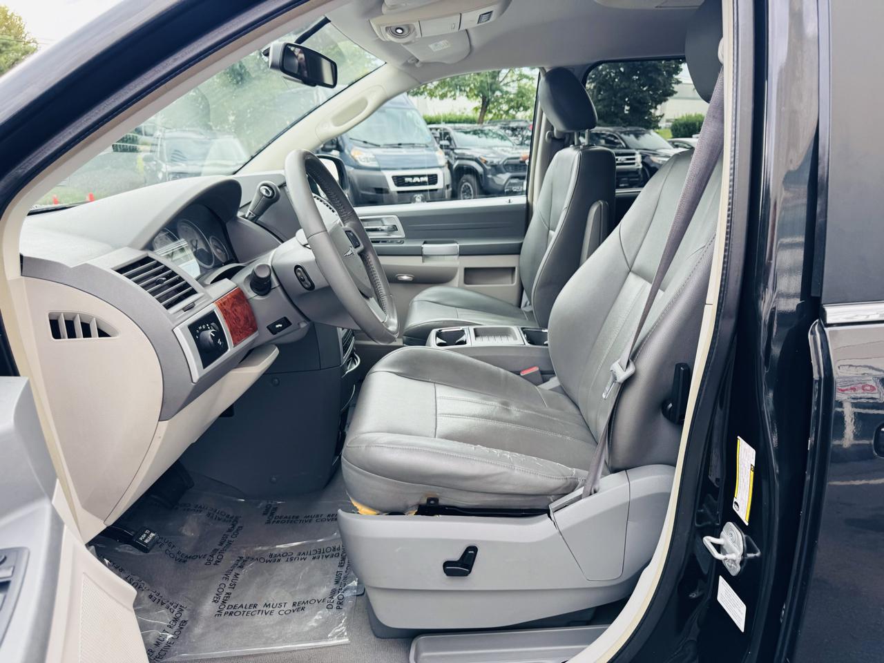 Chrysler Town & Country Touring 2008