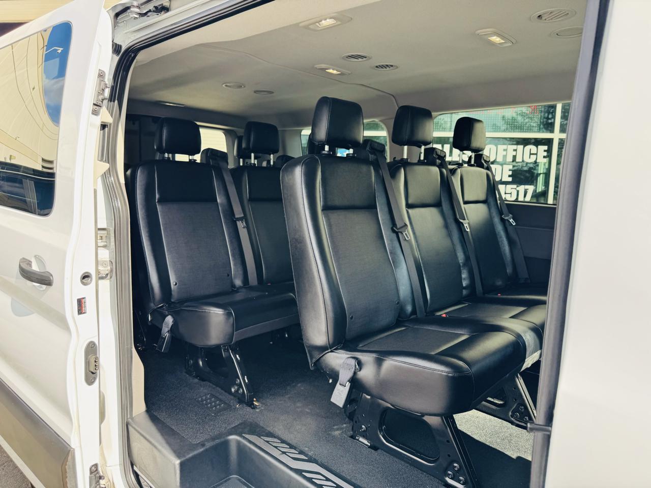 Ford Transit  2021