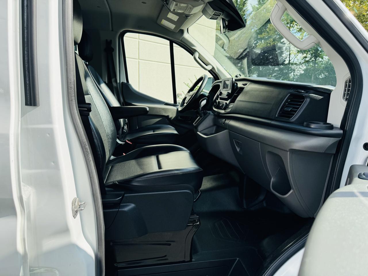 Ford Transit  2021