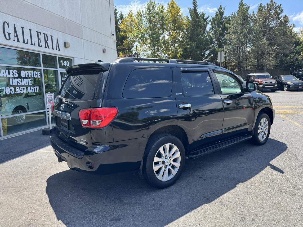 Toyota Sequoia Limited 4WD 2012