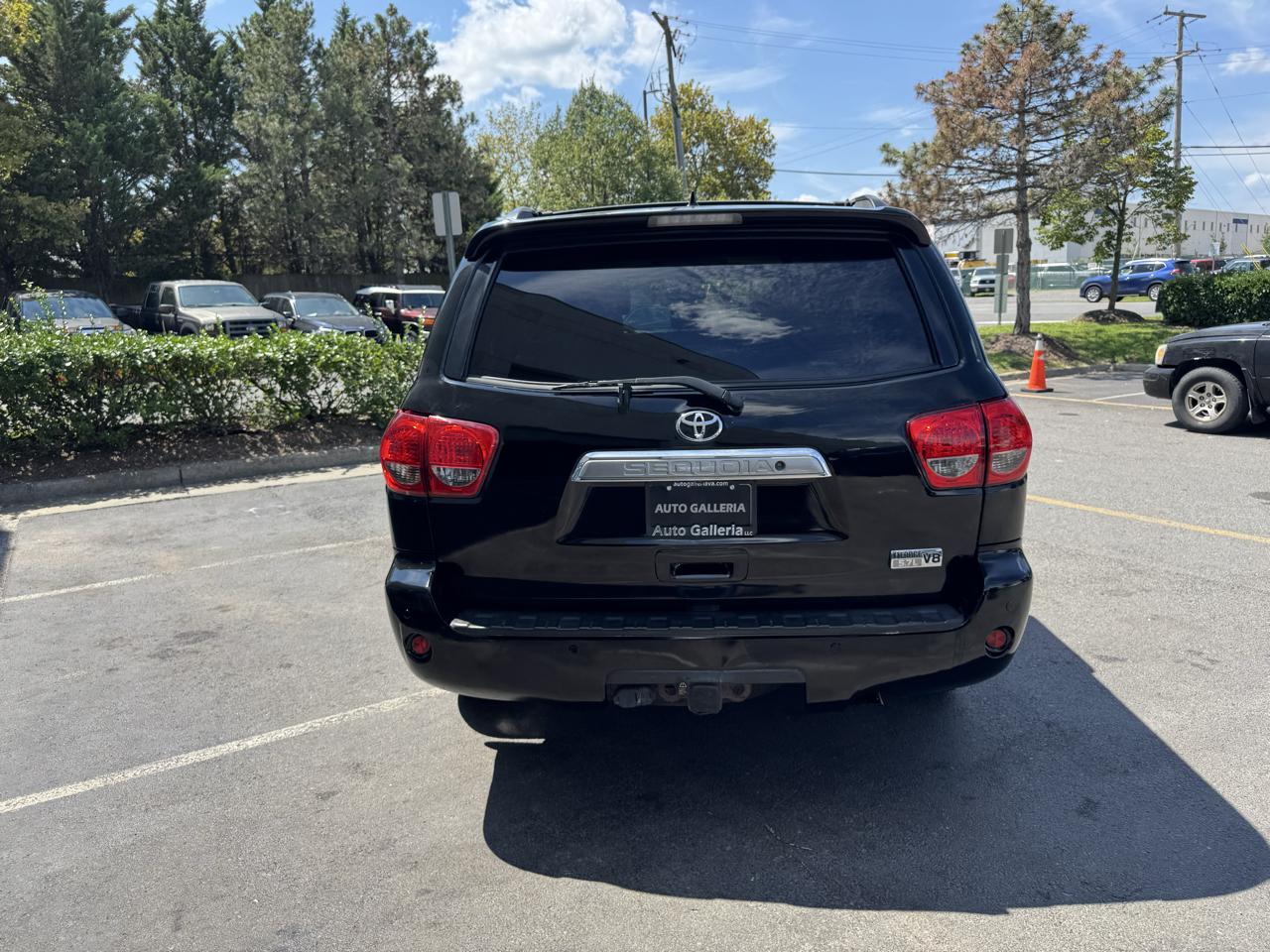 Toyota Sequoia Limited 4WD 2012