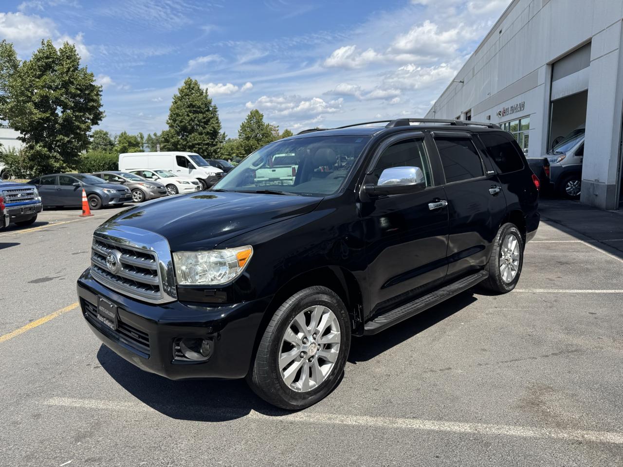 Toyota Sequoia Limited 4WD 2012