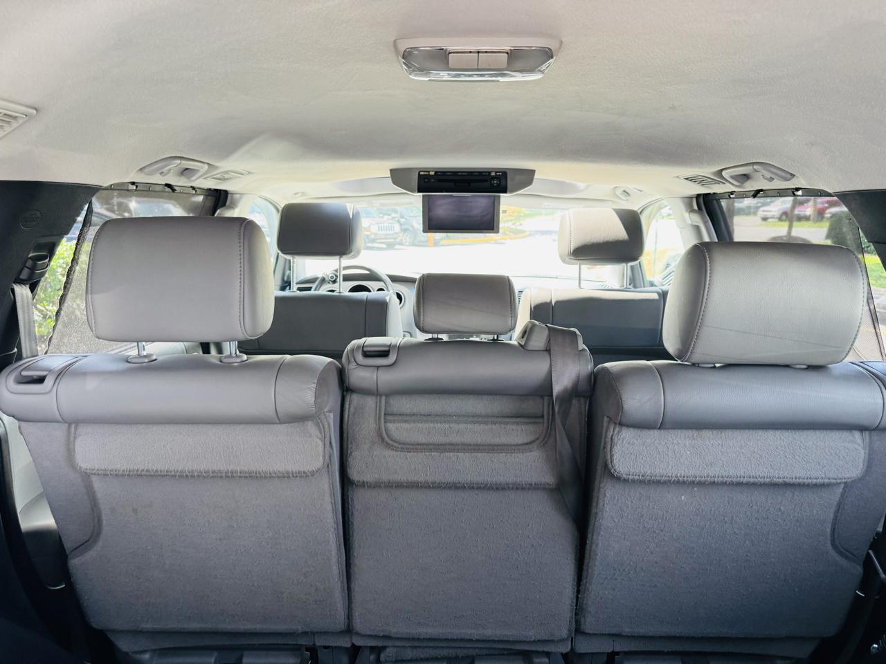 Toyota Sequoia Limited 4WD 2012