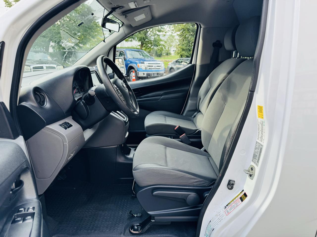 Nissan NV200 SV 2021