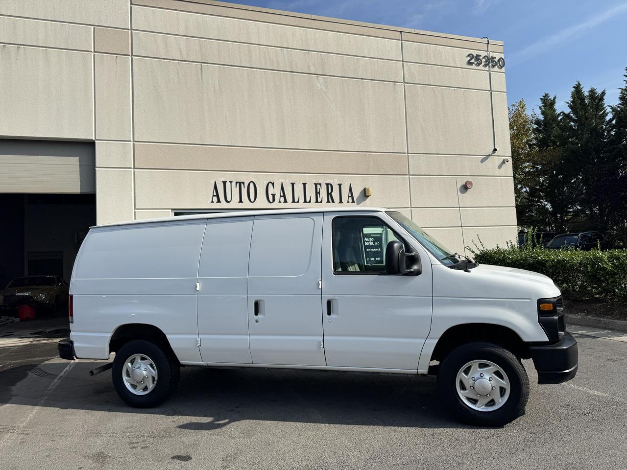Ford Econoline E-250 2012