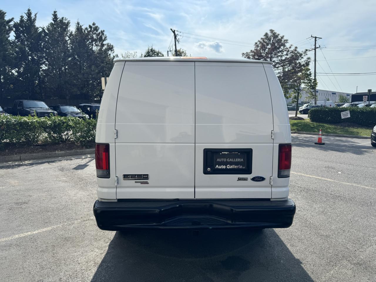 Ford Econoline E-250 2012