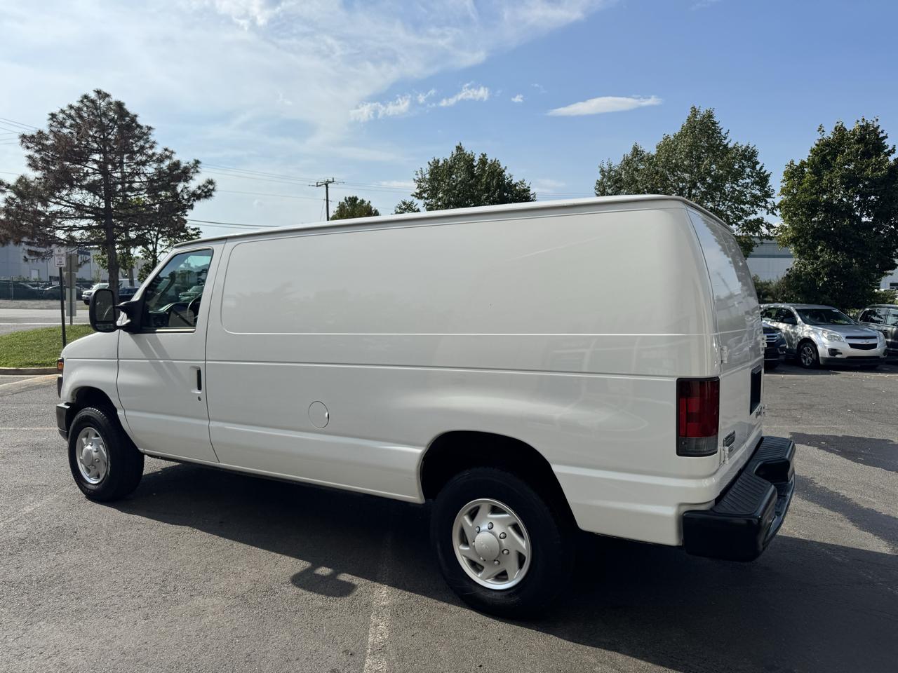 Ford Econoline E-250 2012
