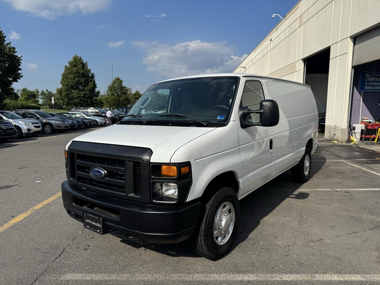 Ford Econoline E-250 2012