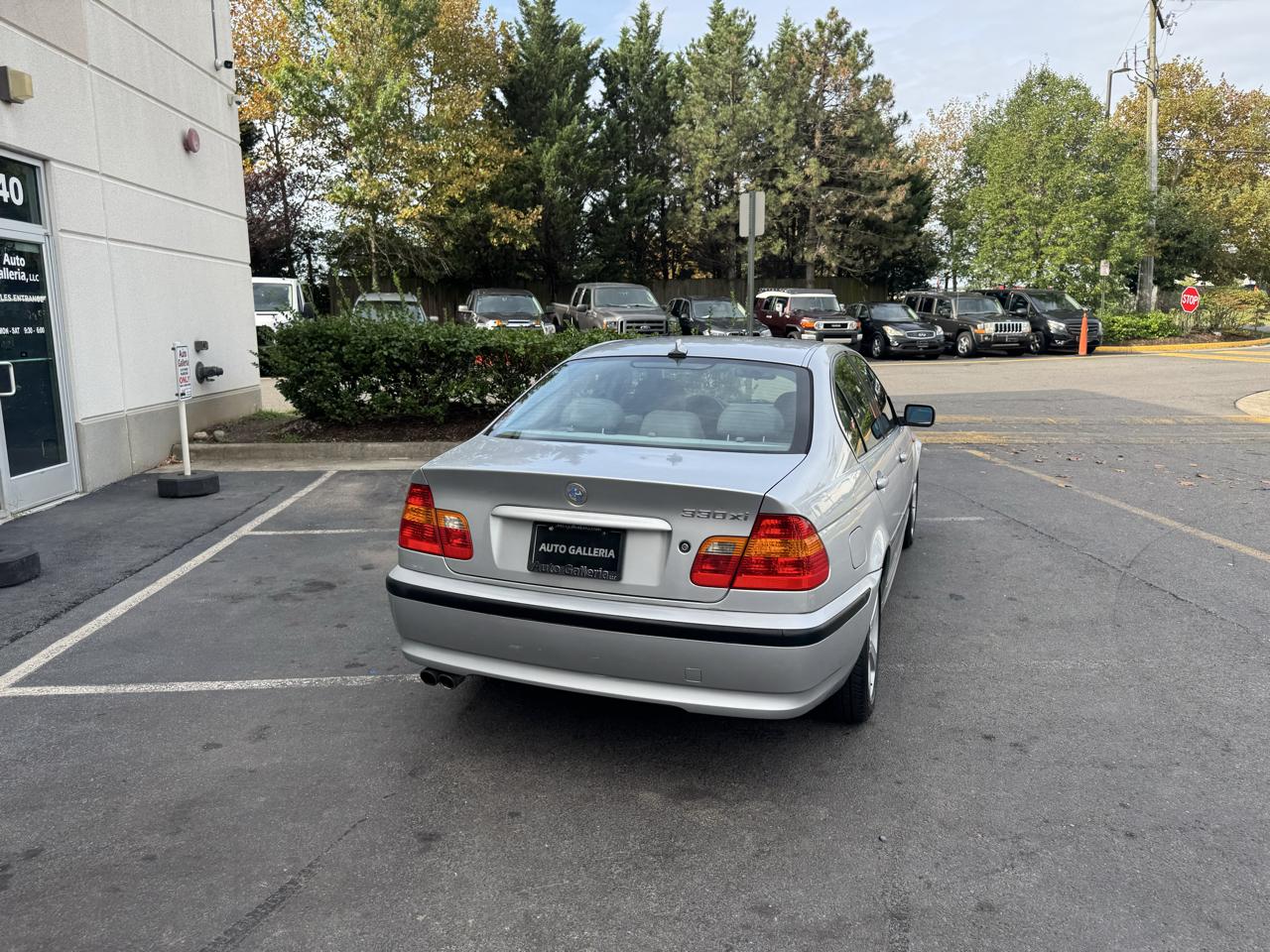 BMW 3-Series 330xi Sedan 2005