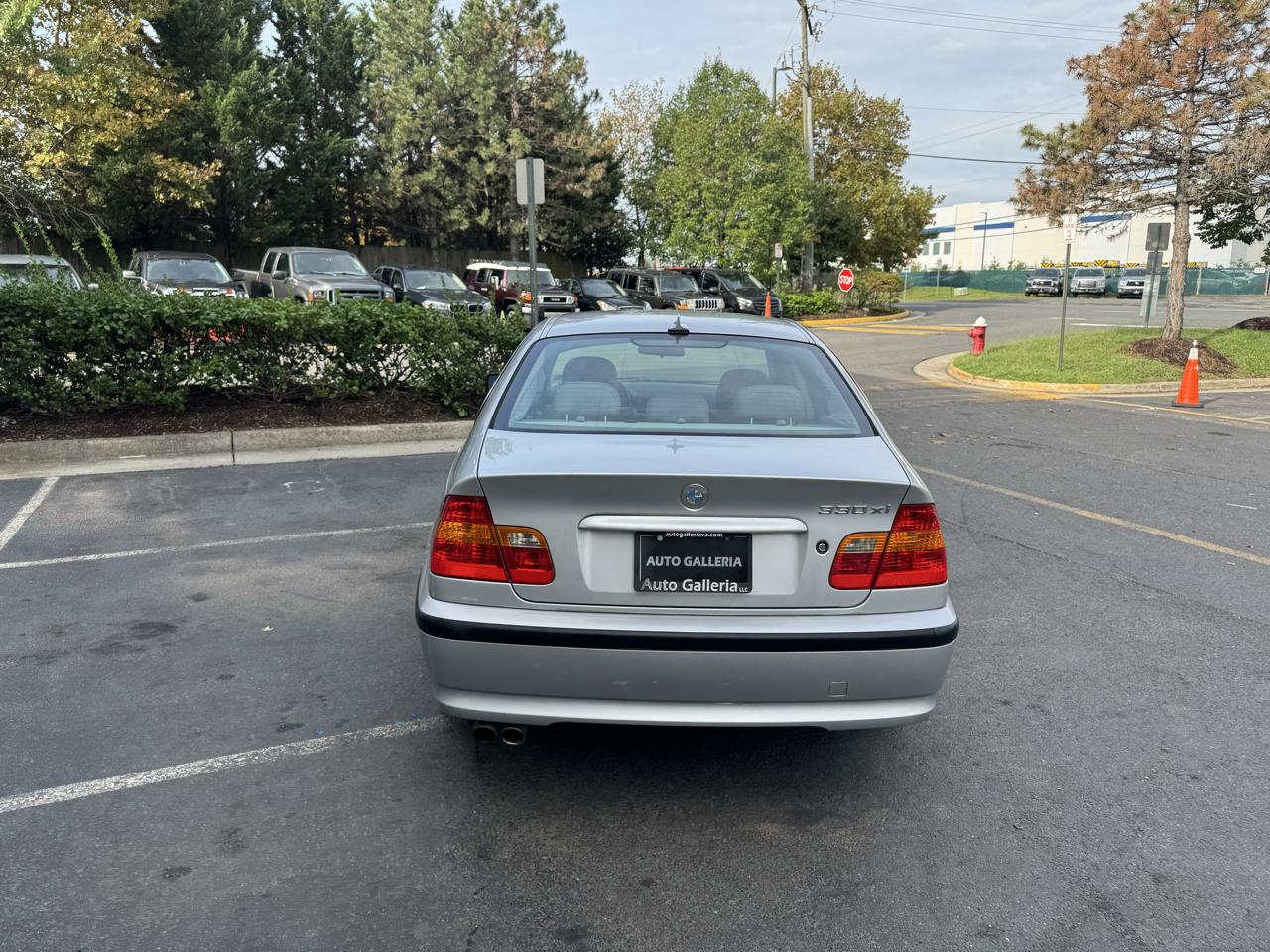 BMW 3-Series 330xi Sedan 2005