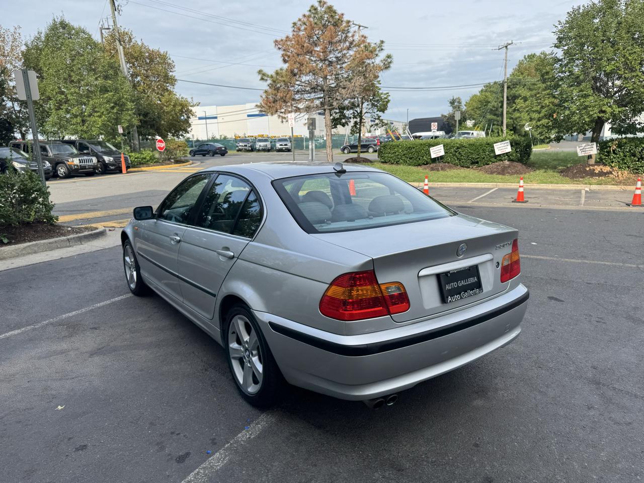 BMW 3-Series 330xi Sedan 2005