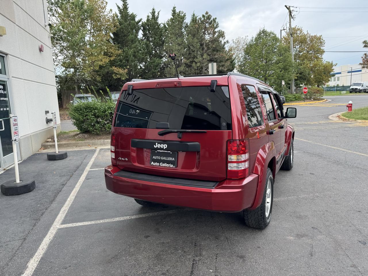 Jeep Liberty Sport 4WD 2012
