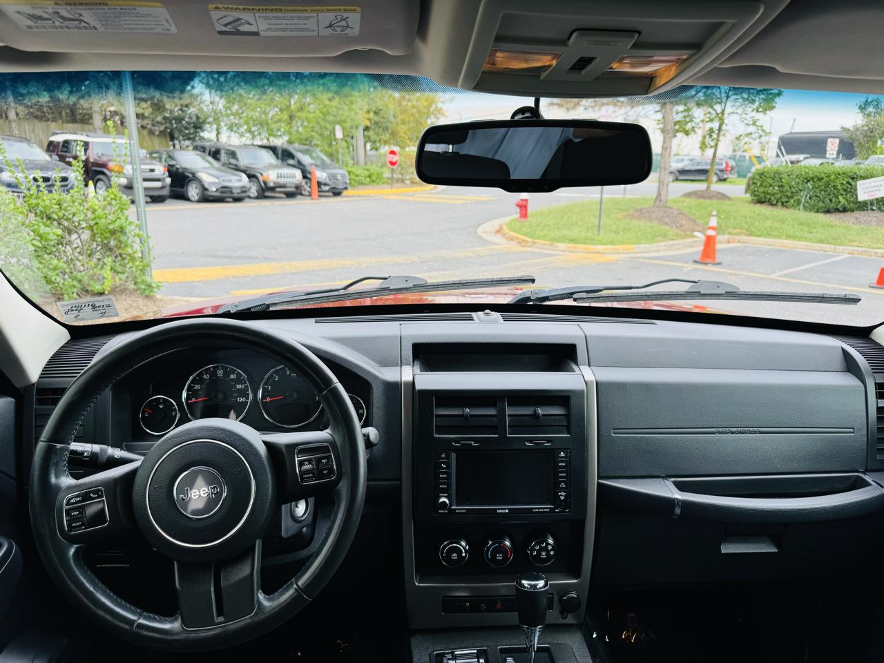 Jeep Liberty Sport 4WD 2012