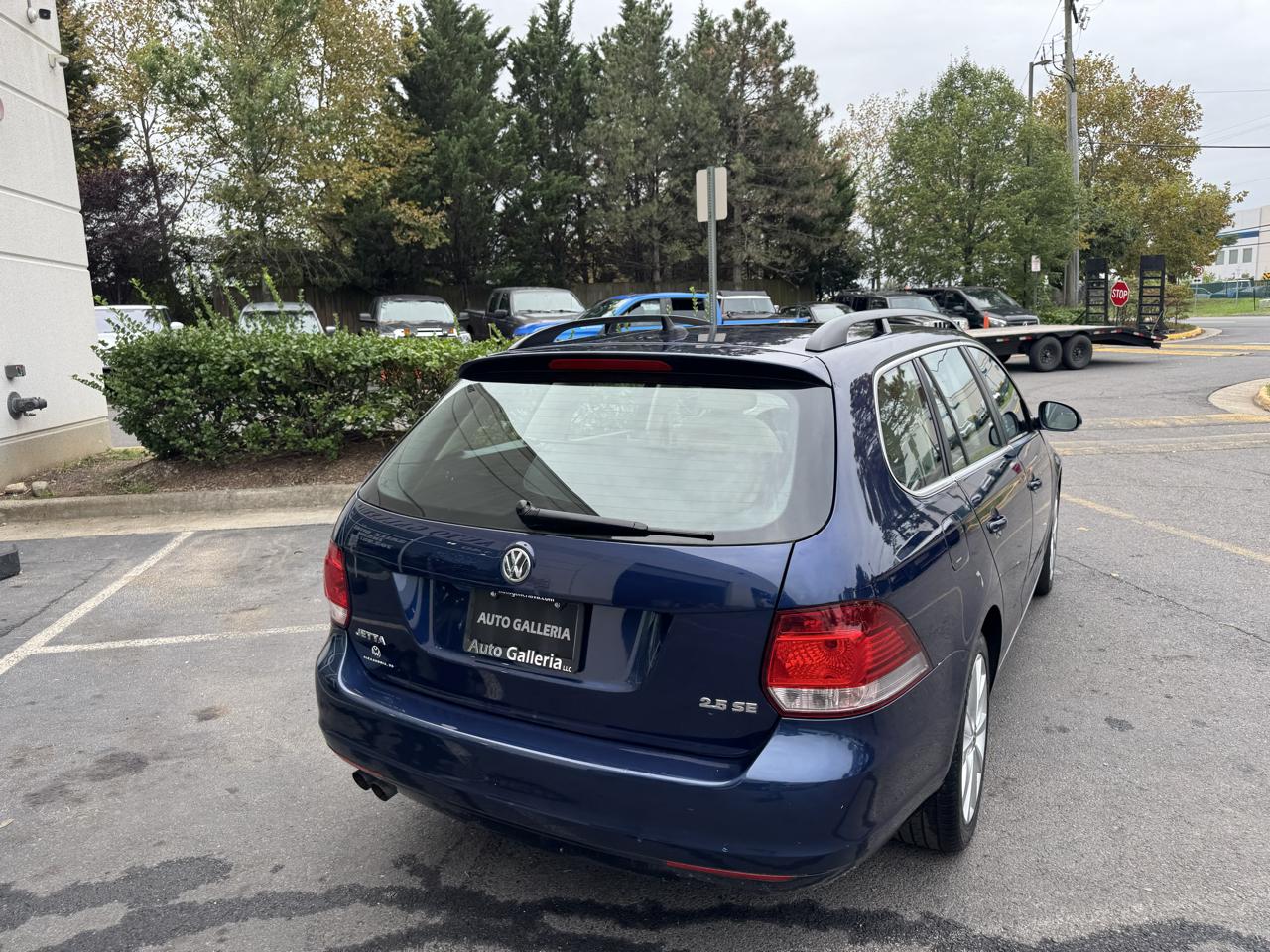 Volkswagen Jetta SportWagen 2.5L SE PZEV 2014