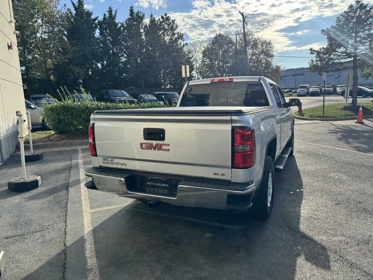 GMC Sierra 1500 SLE Crew Cab 4WD 2014