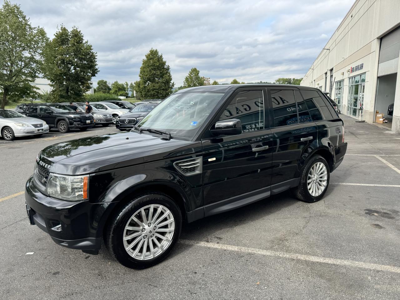 Land Rover Range Rover Sport 4WD 4dr HSE LUX 2011