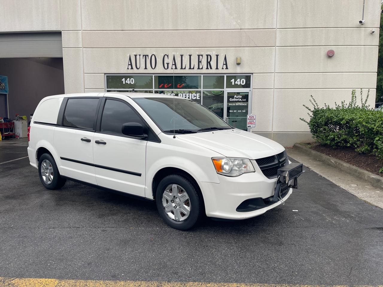 RAM Cargo Van Base 2013