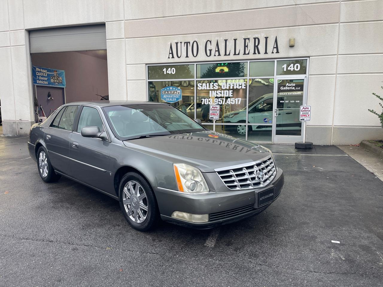 Cadillac DTS Sedan 2007