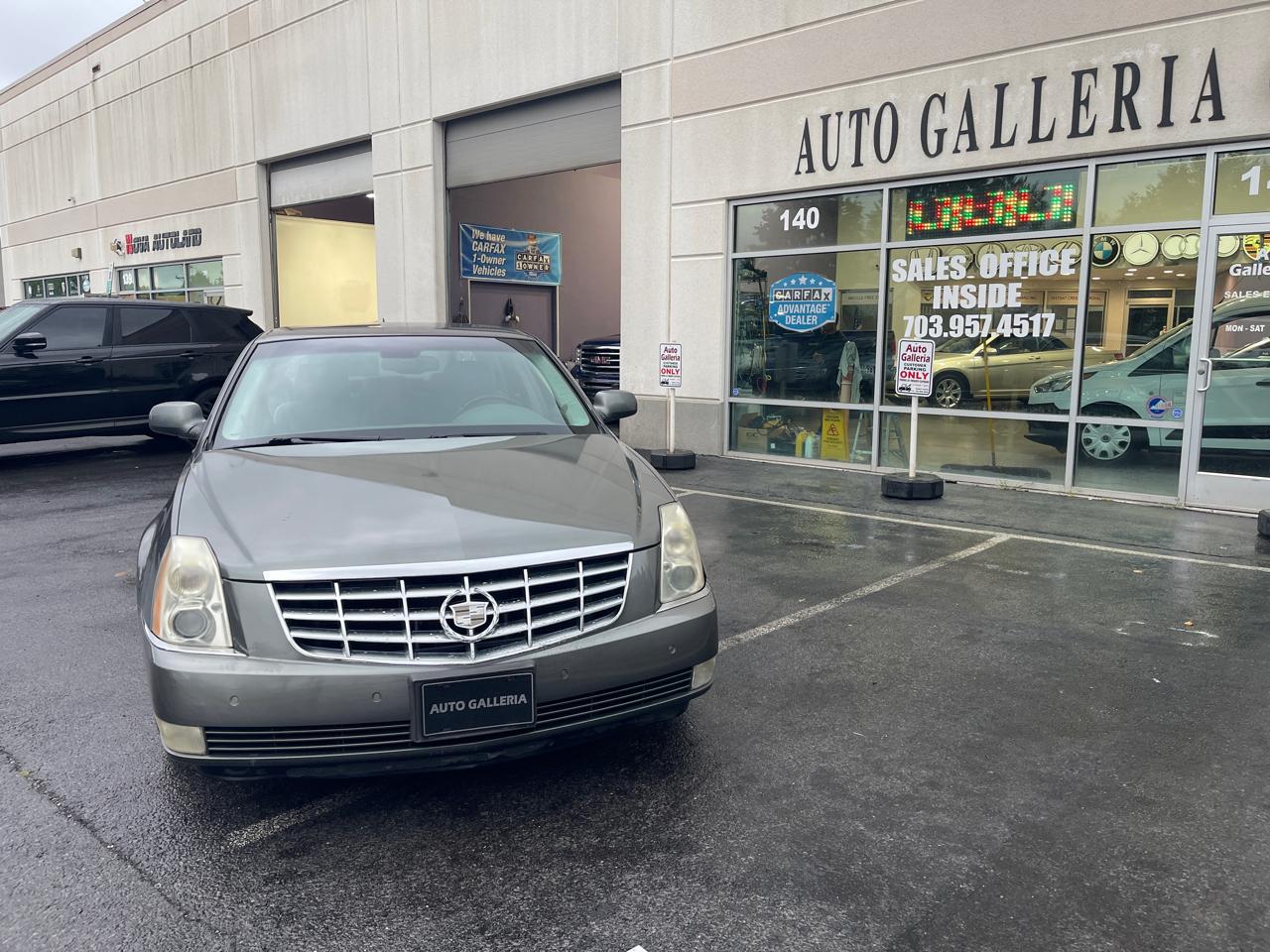 Cadillac DTS Sedan 2007