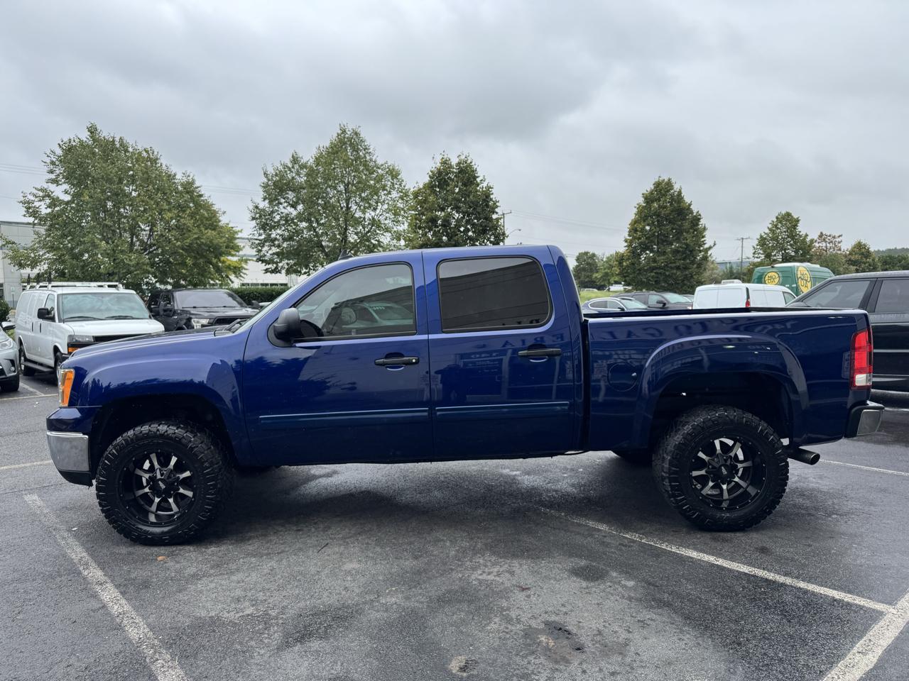 GMC Sierra 1500 SLE Crew Cab 4WD 2013