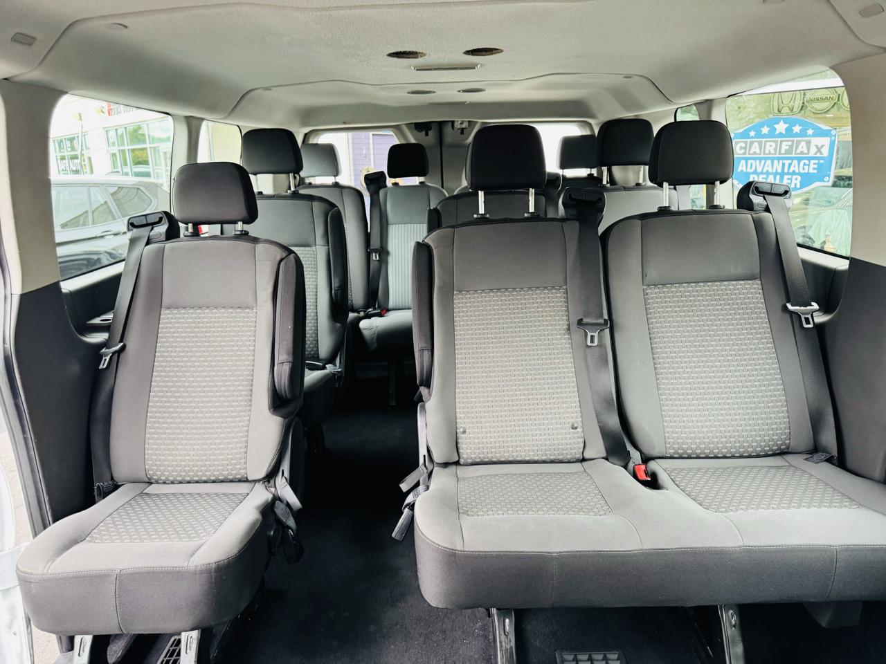 Ford Transit 350 Wagon Low Roof XL w/Sliding Pass. 148-in. WB 2021