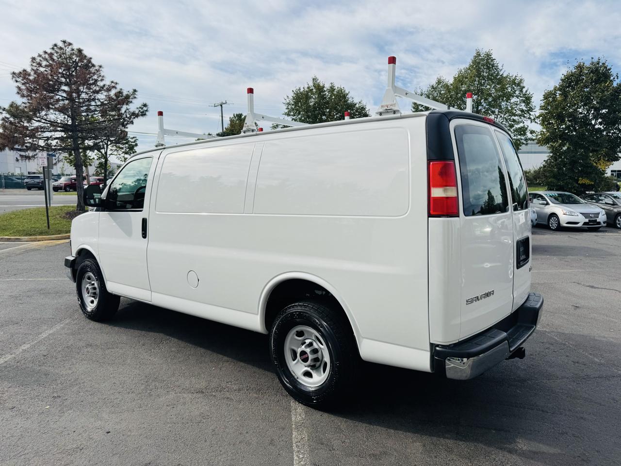 GMC Savana G2500 Cargo 2009
