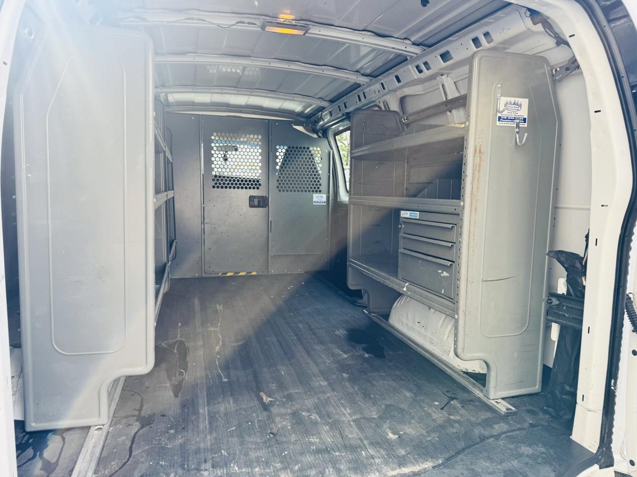 GMC Savana G2500 Cargo 2009