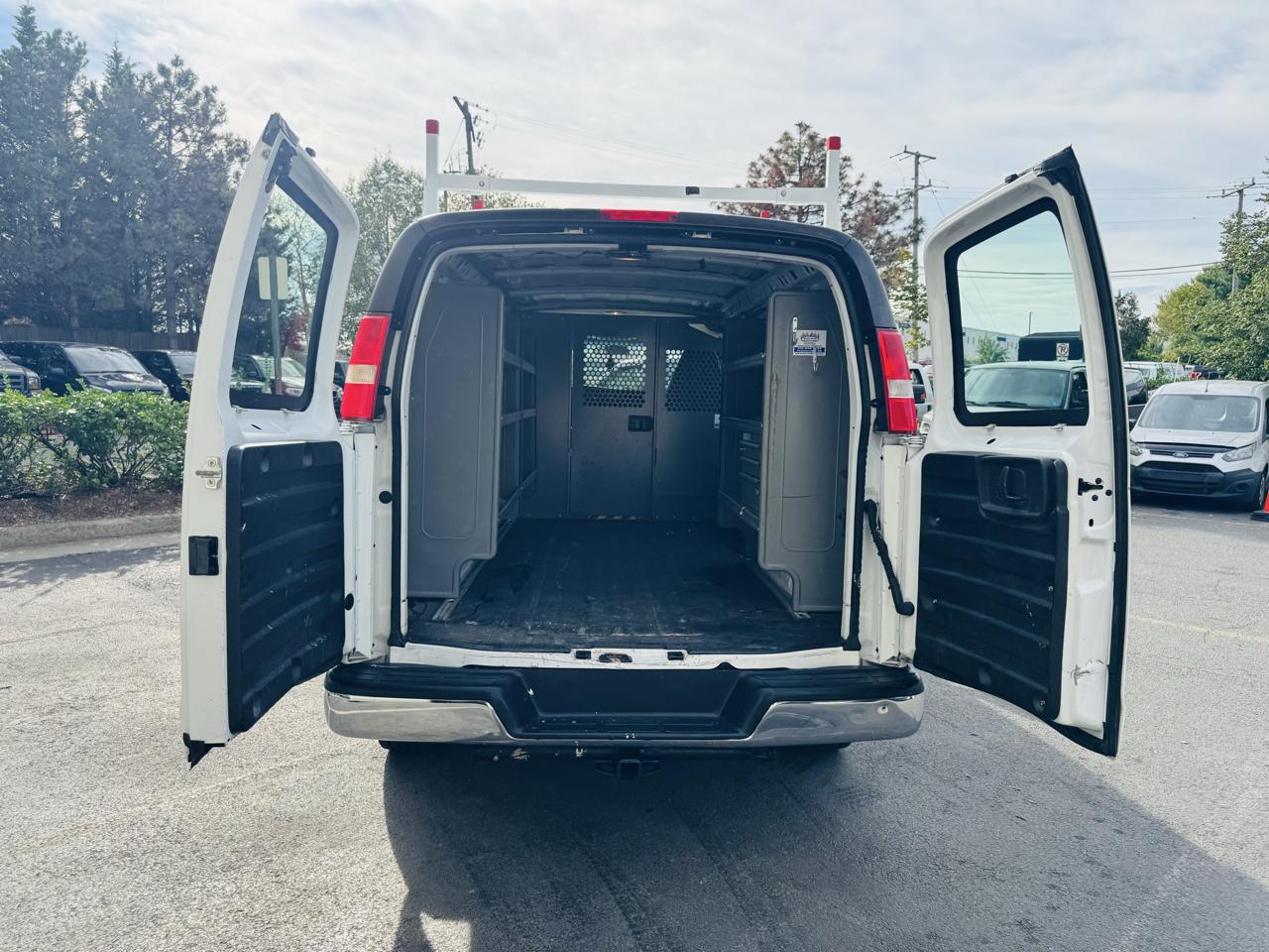 GMC Savana G2500 Cargo 2009