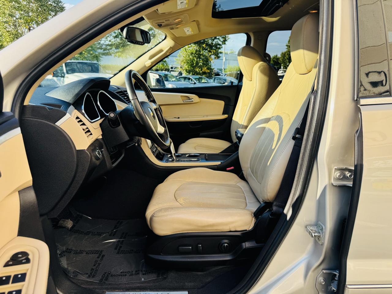 Chevrolet Traverse LTZ AWD 2011