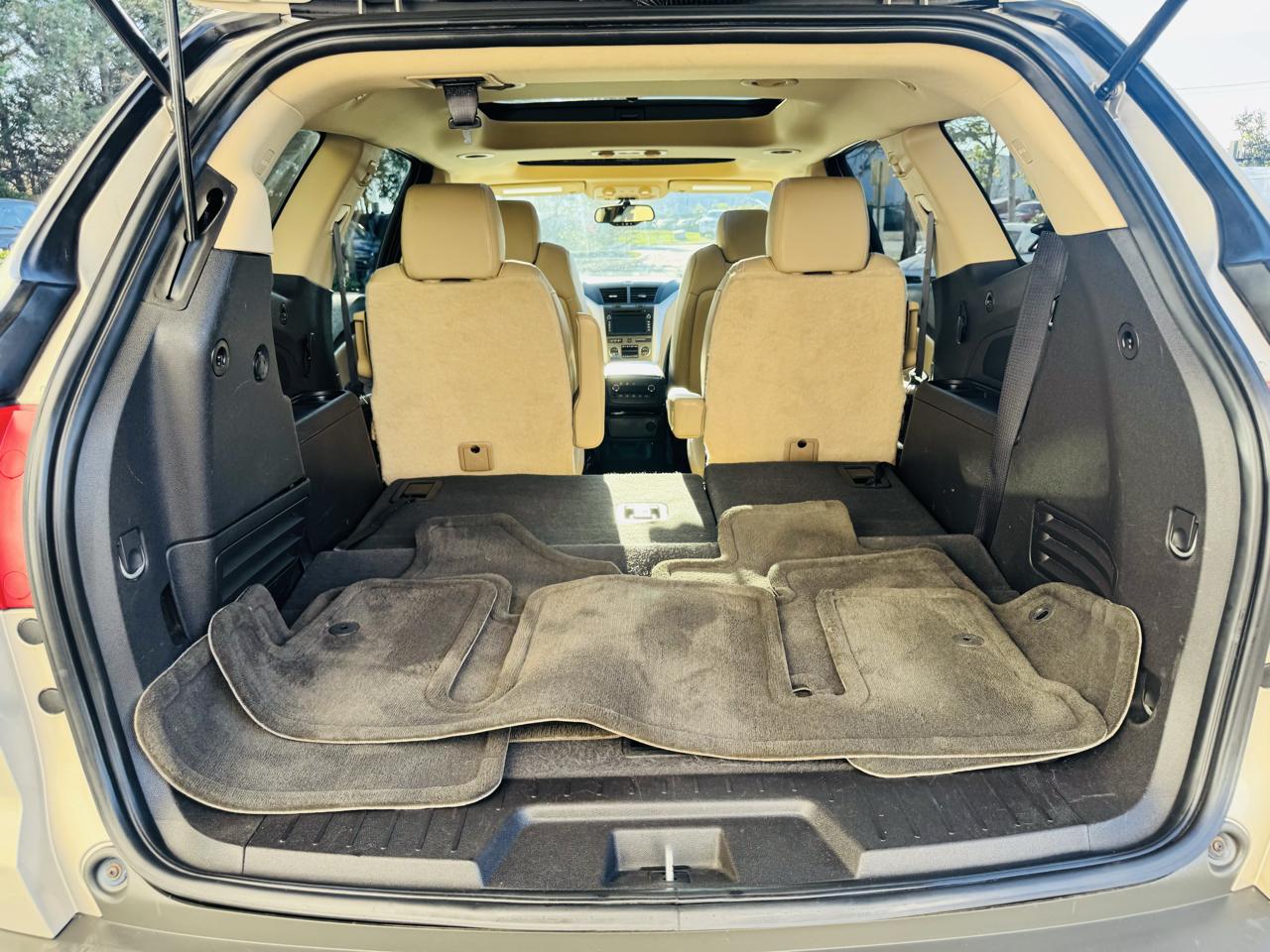 Chevrolet Traverse LTZ AWD 2011