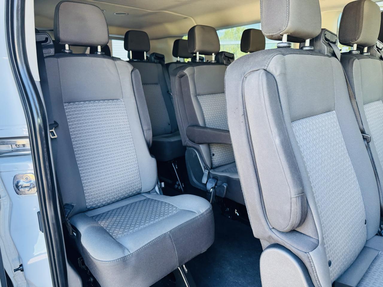 Ford Transit 350 Wagon Low Roof XLT w/Sliding Pass. 148-in. WB 2023