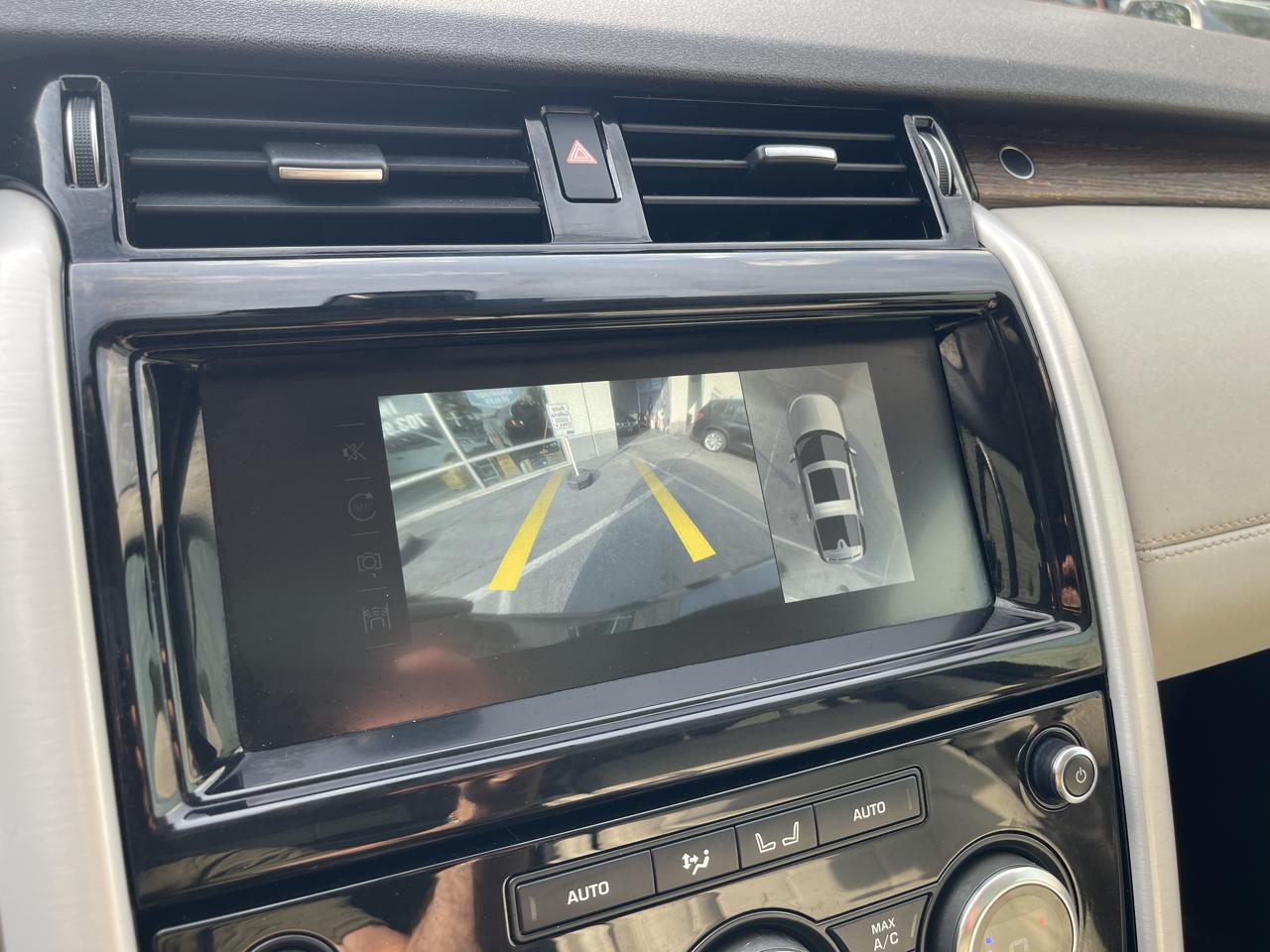 Land Rover Discovery HSE Luxury 4D SUV V6 2017