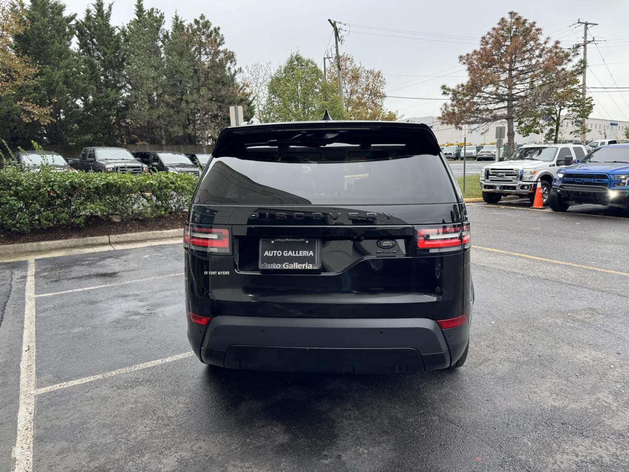 Land Rover Discovery HSE Luxury 4D SUV V6 2017