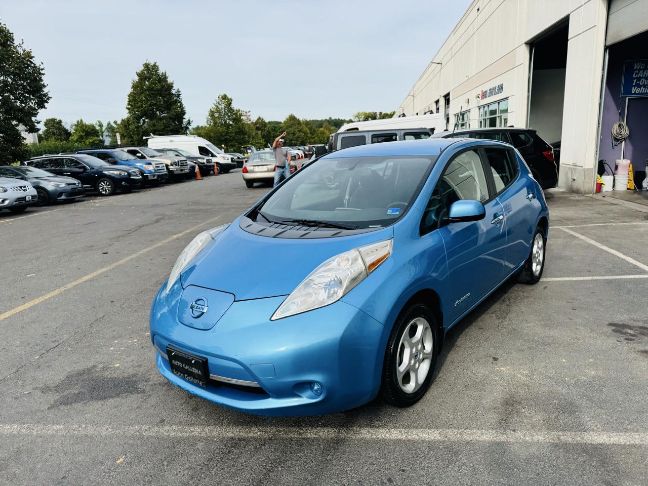 Nissan Leaf SL PLUS Hatchback 2013