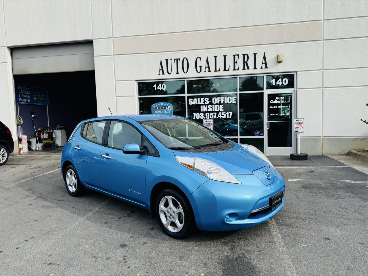 Nissan Leaf SL PLUS Hatchback 2013