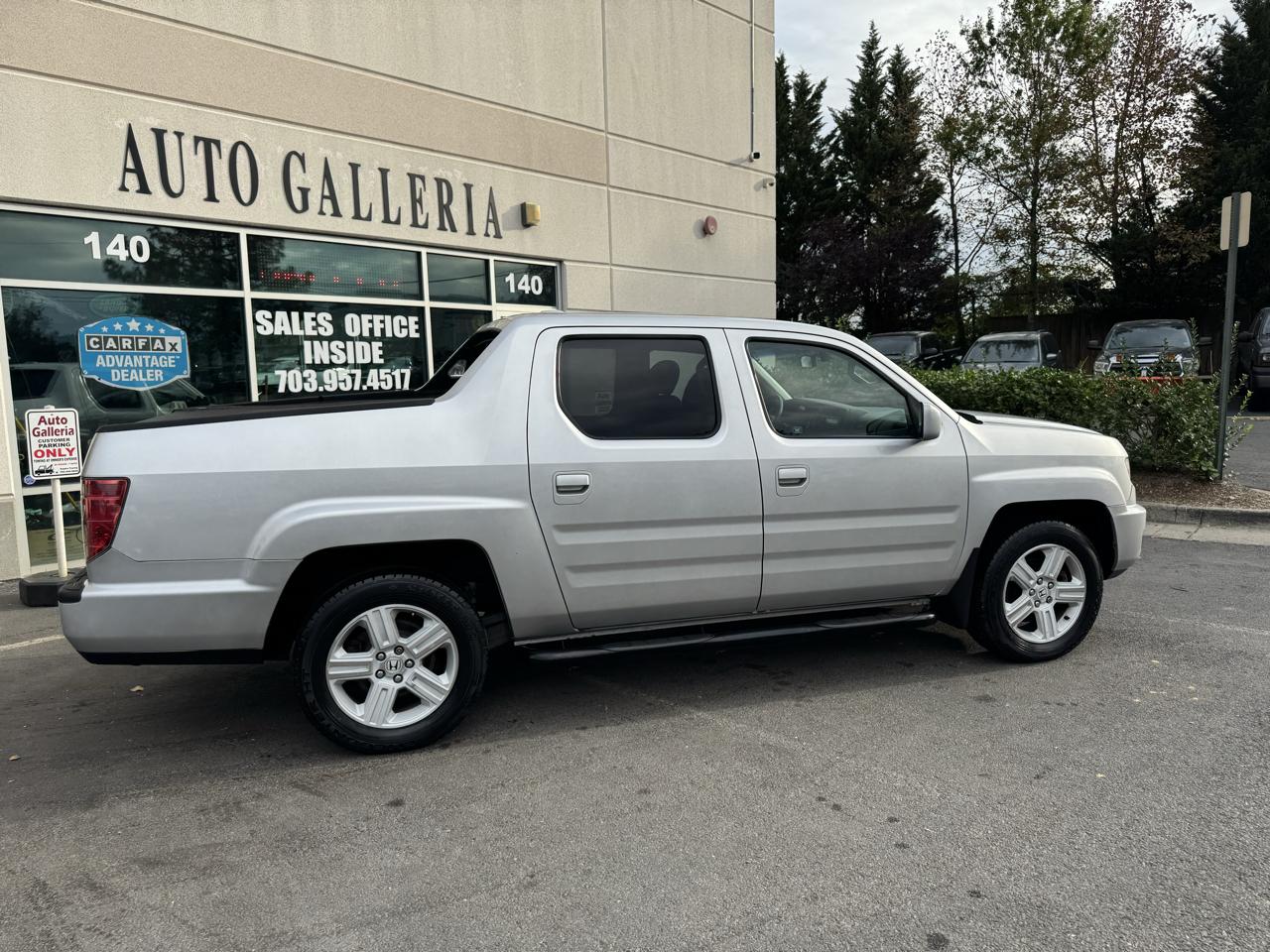 Honda Ridgeline RTL w/ Navigation 2009