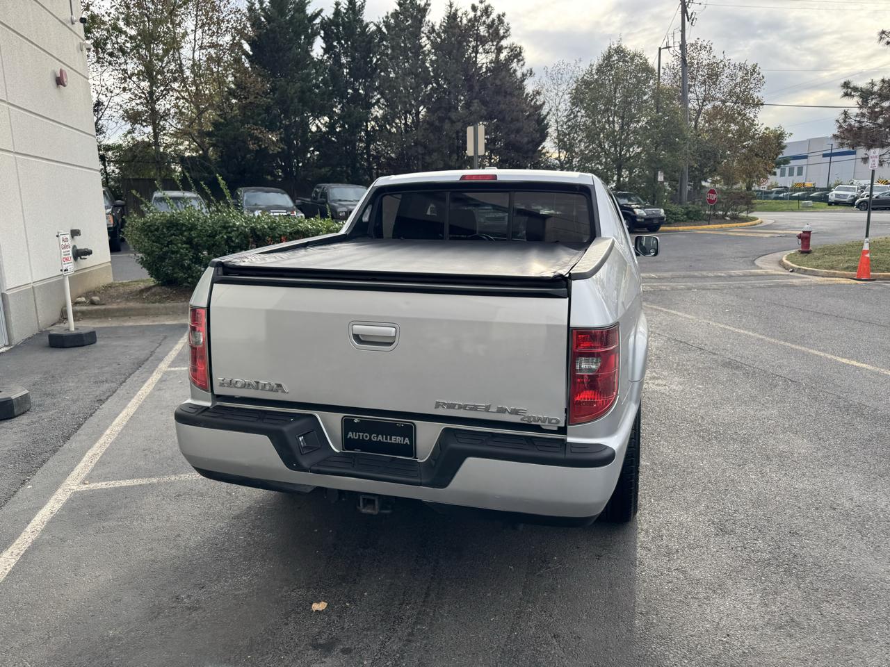 Honda Ridgeline RTL w/ Navigation 2009