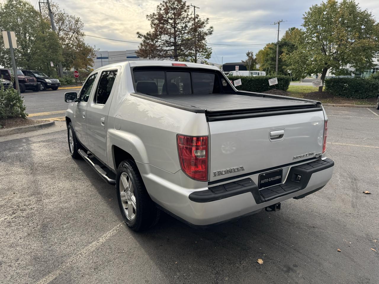 Honda Ridgeline RTL w/ Navigation 2009